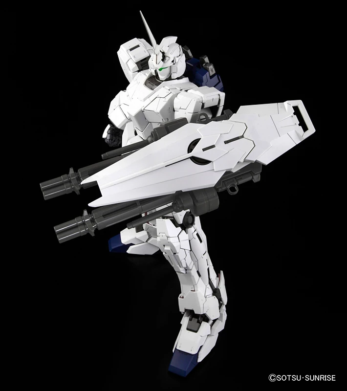 BANDAI HOBBY GUNDAM PERFECT GRADE 1/60 UNICORN RX-0 6 BANDAI HOBBY GUNDAM PERFECT GRADE 1/60 UNICORN RX-0 - Image 4