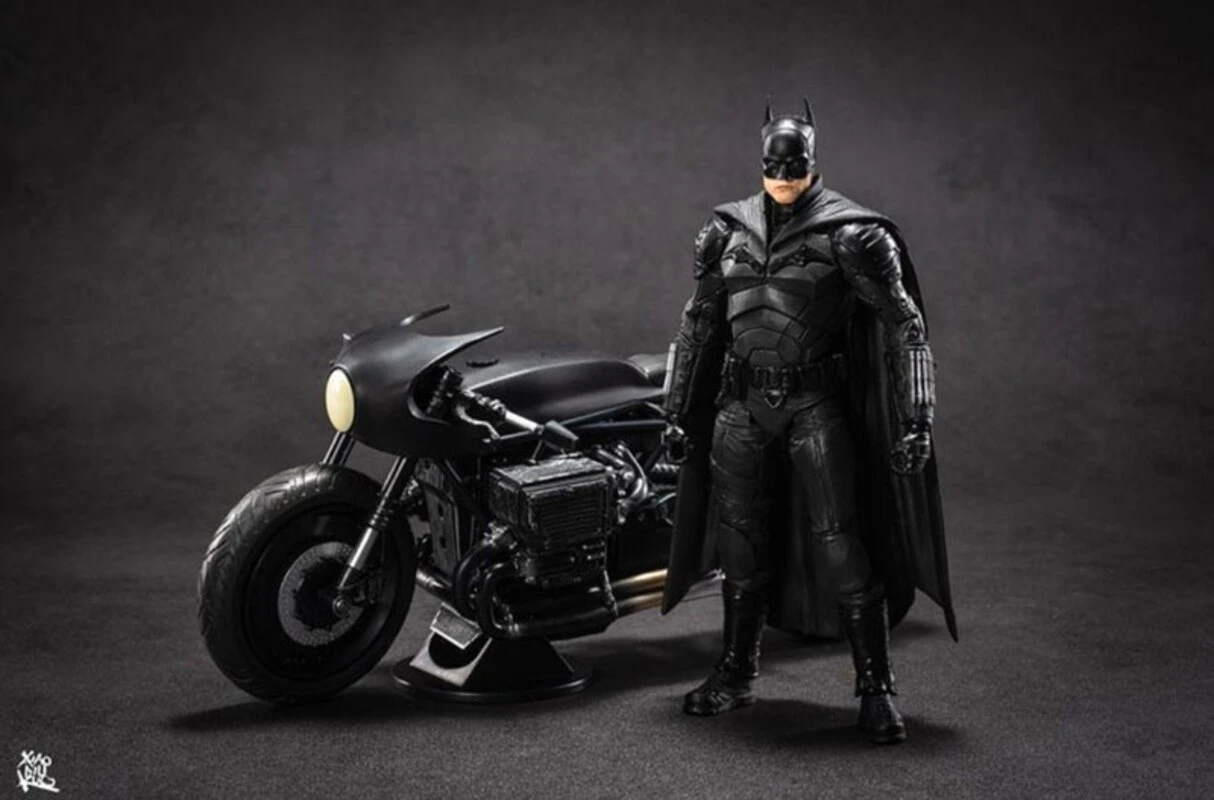 McFARLANE TOYS DC MULTIVERSE PACK THE BATMAN + BATCYCLE (BATMAN MOVIE) – 18CM 11 McFARLANE TOYS DC MULTIVERSE PACK THE BATMAN + BATCYCLE (BATMAN MOVIE) – 18CM - Image 9
